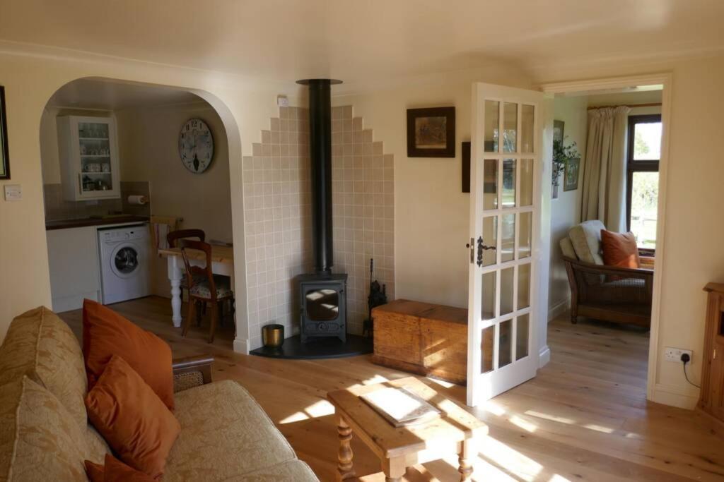 Comfortable And A Spacious Retreat For Two Iden Exterior foto